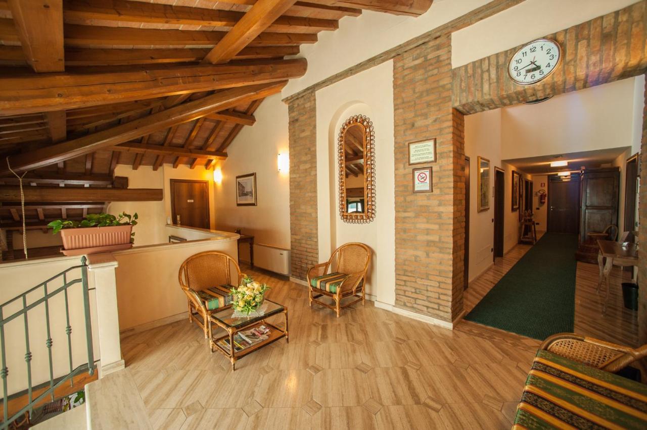 Hotel Corte Vecchia San Prospero Exteriér fotografie