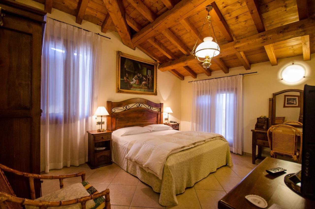 Hotel Corte Vecchia San Prospero Exteriér fotografie