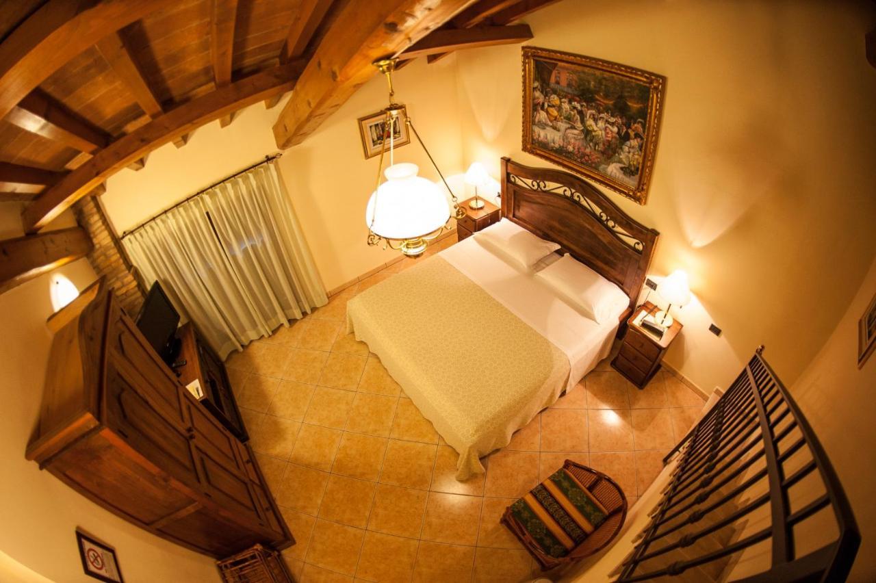 Hotel Corte Vecchia San Prospero Exteriér fotografie