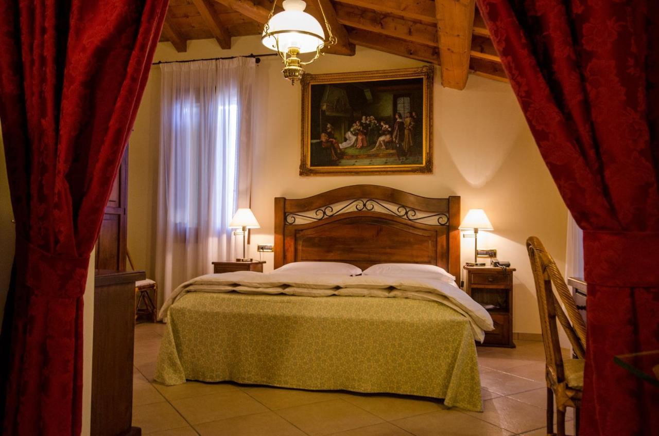 Hotel Corte Vecchia San Prospero Exteriér fotografie