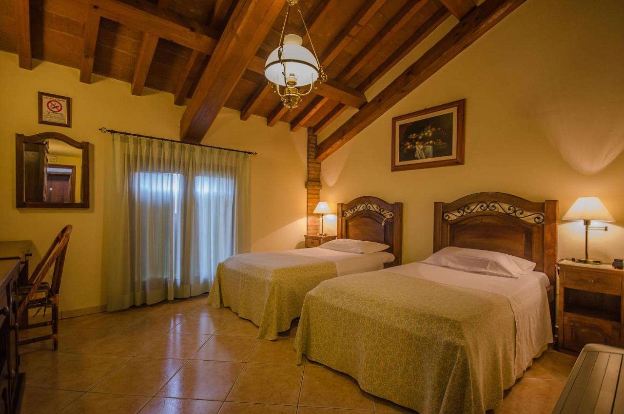 Hotel Corte Vecchia San Prospero Exteriér fotografie